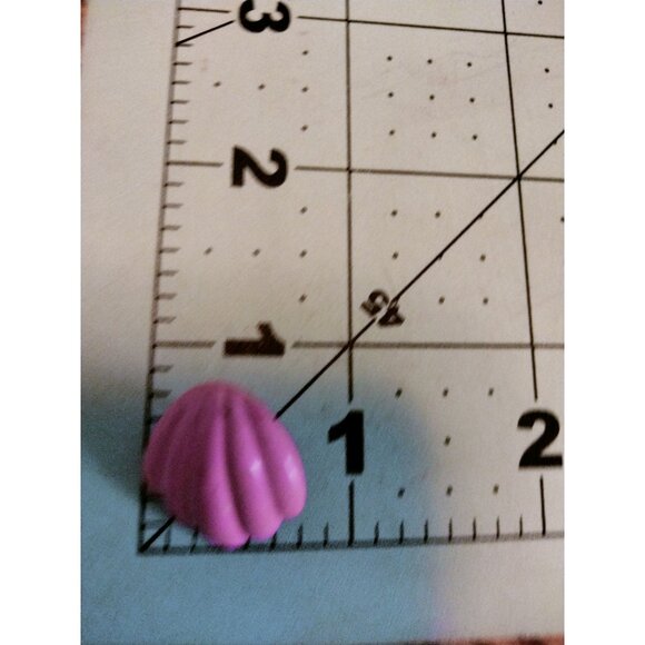 Vintage Pink Shell Earrings Twee Tropical Coastal Y2K Pierced Post Stud - Picture 3 of 6